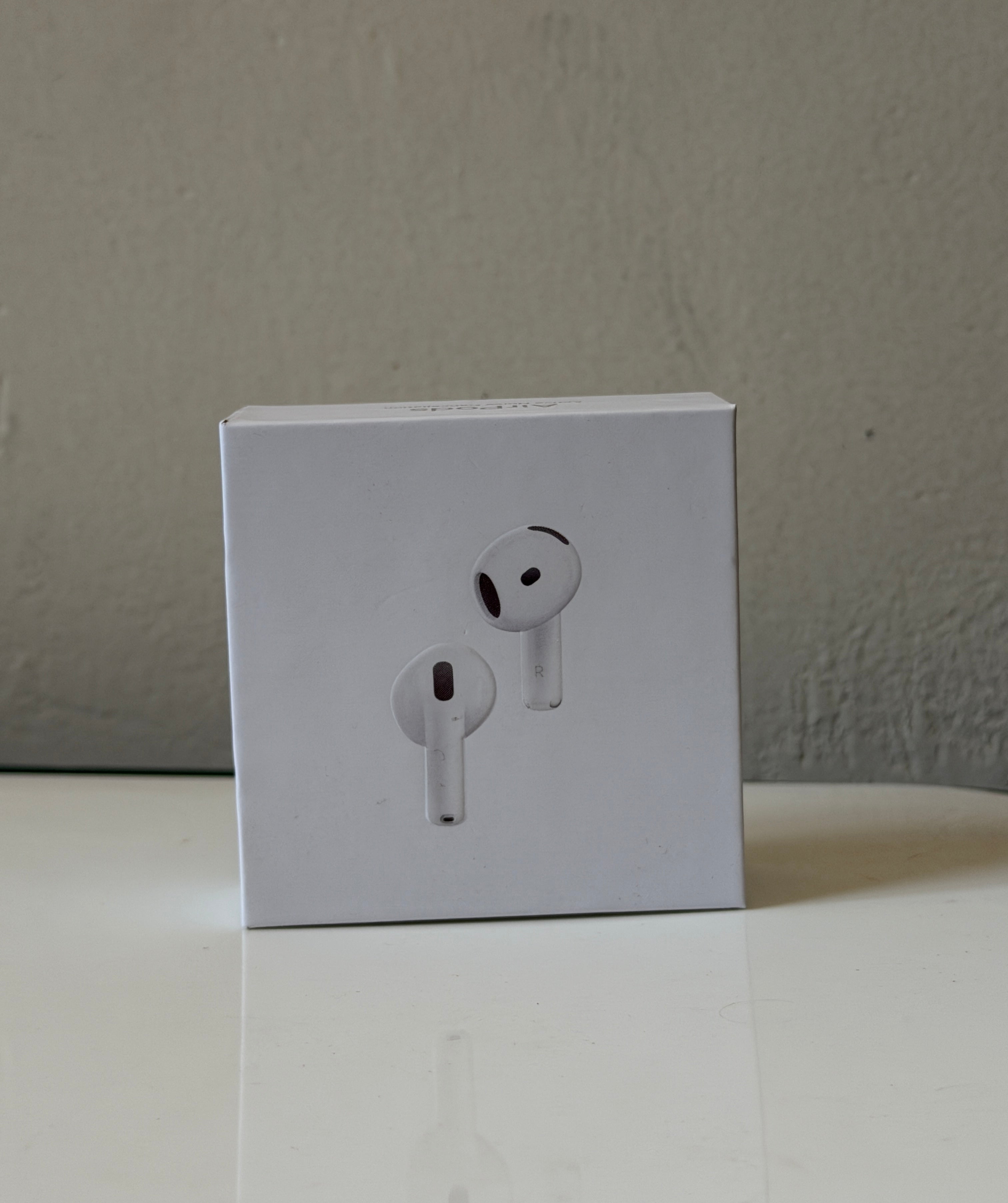 AirPods 4 generación , cancelación de ruido ( De alta calidad)