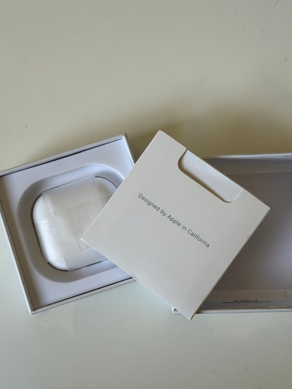 AirPods 4 generación , cancelación de ruido ( De alta calidad)